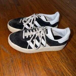 adidas Gazelle Bold sneakers